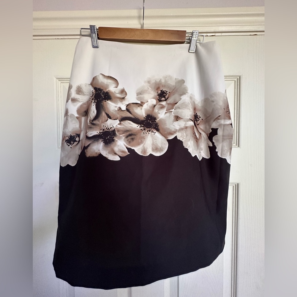 New York & Company Skirt
